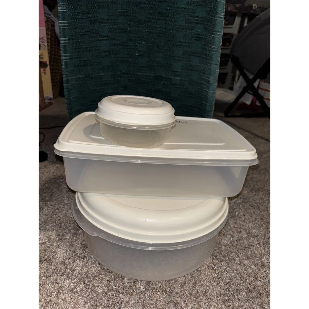 3 Vintage Rubbermaid BIG Servin’ Saver Set: 14 Oz. + 22 Cup + 17 Cup Almond Lids